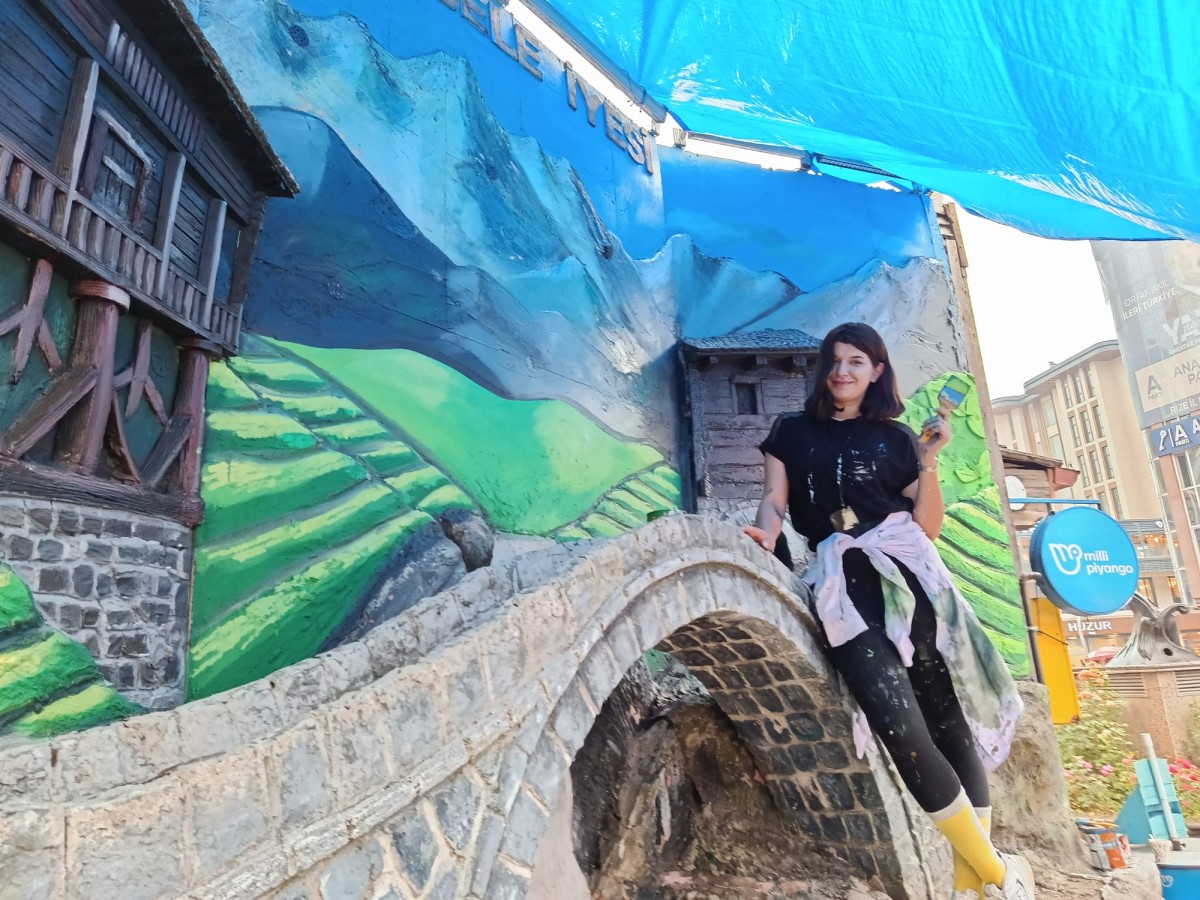 Rize Memiş Ağa Parkı’ndaki Tarihi öğeler  Yenileniyor.  Rize’nin Geçmişi Fırçayla Yeniden Canlanıyor.